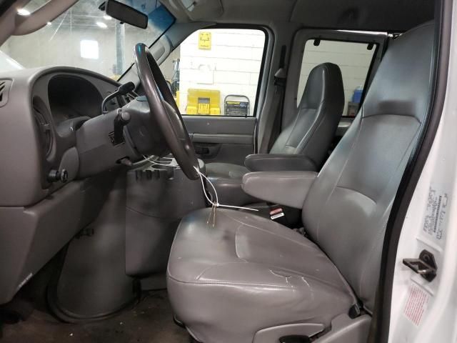 2003 Ford Econoline E150 Wagon