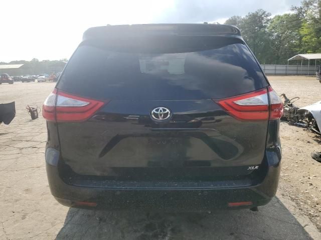 2015 Toyota Sienna XLE