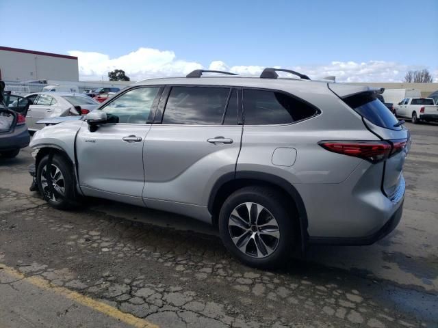 2021 Toyota Highlander Hybrid XLE