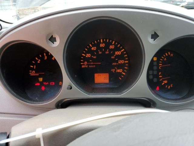 2004 Nissan Altima Base