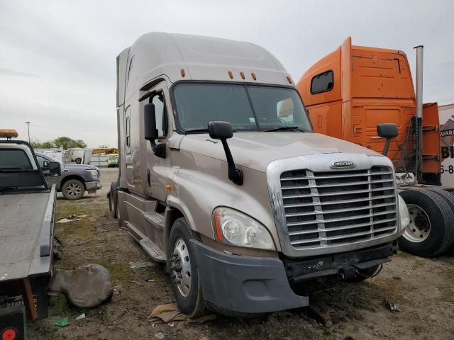 2014 Freightliner Cascadia 125