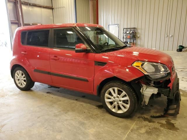 2013 KIA Soul +