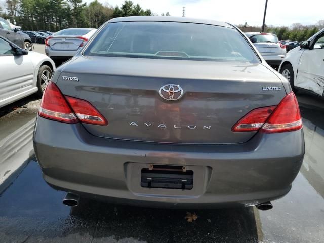 2005 Toyota Avalon XL