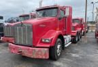 2009 Kenworth Construction T800