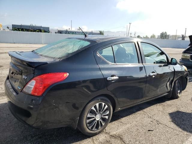 2013 Nissan Versa S