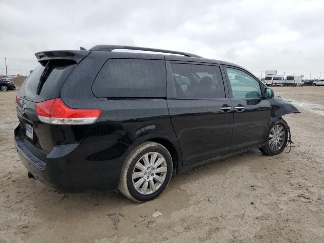 2012 Toyota Sienna XLE