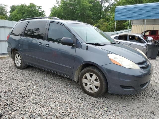 2010 Toyota Sienna CE