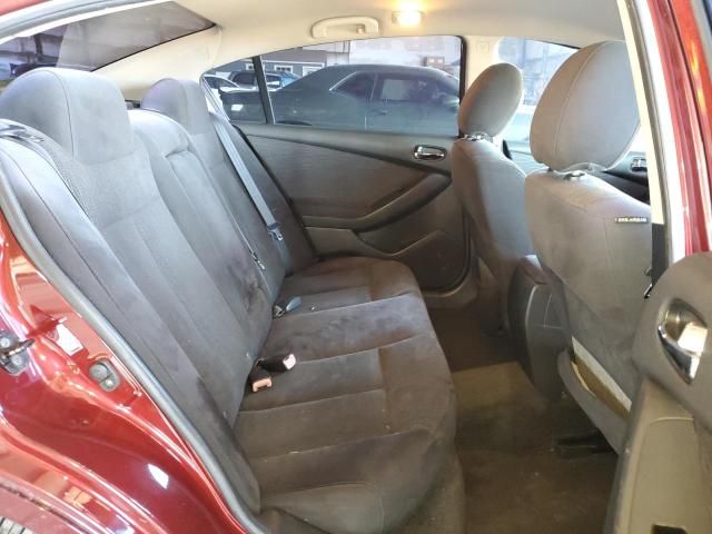 2010 Nissan Altima Base