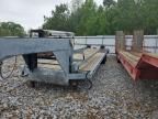 2000 Gooseneck Hitch Trailer