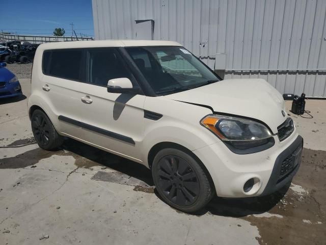 2013 KIA Soul +