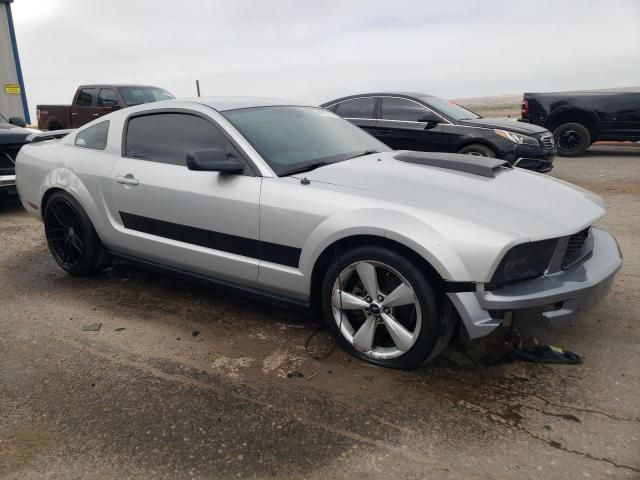 2005 Ford Mustang