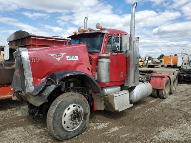 1999 Peterbilt 379