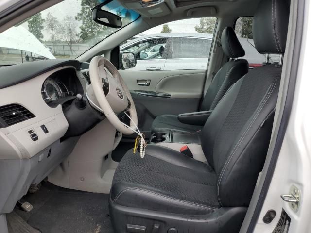 2014 Toyota Sienna Sport