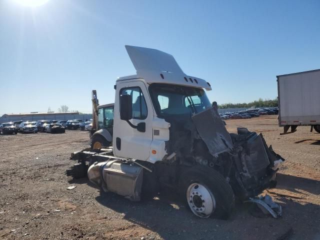 2018 Freightliner Cascadia 125