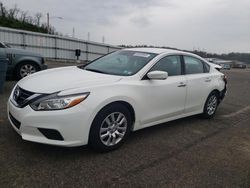 Salvage cars for sale from Copart West Mifflin, PA: 2016 Nissan Altima 2.5
