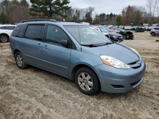 2009 Toyota Sienna CE