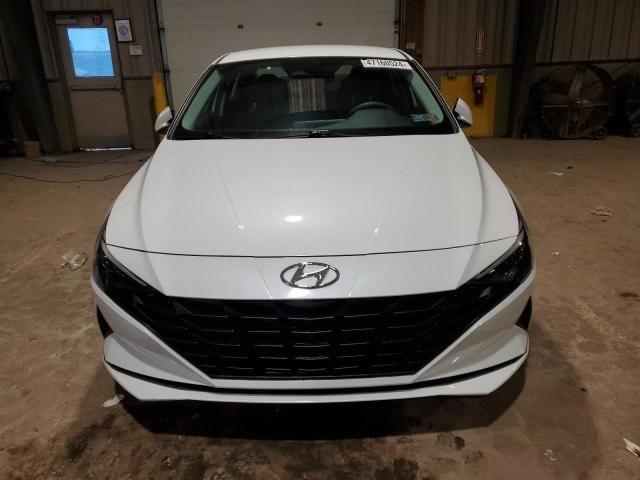 2021 Hyundai Elantra SE