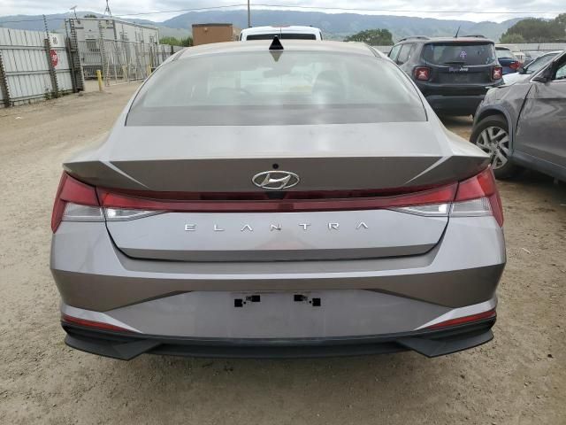 2023 Hyundai Elantra SEL