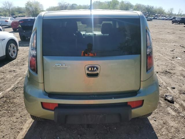 2011 KIA Soul +