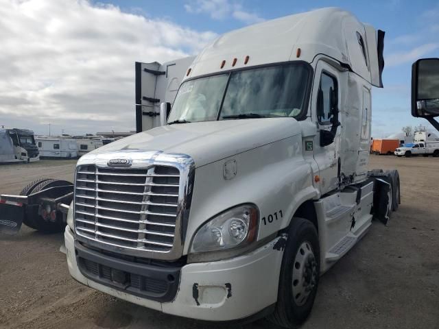 2016 Freightliner Cascadia 125