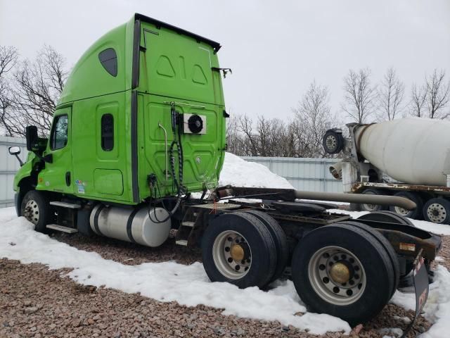 2016 Freightliner Cascadia 125