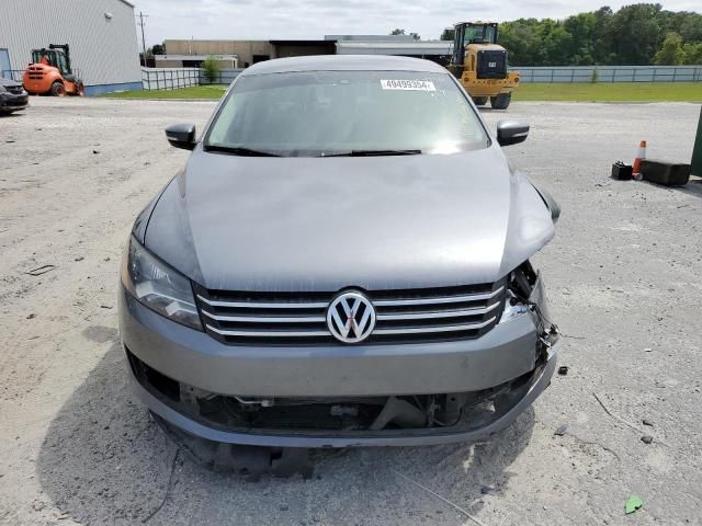 2014 Volkswagen Passat SE