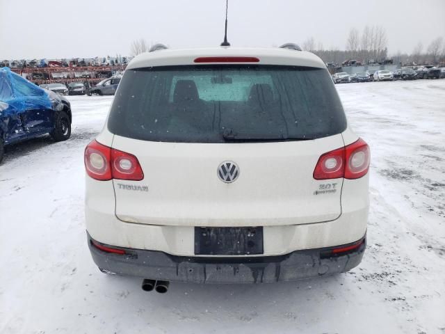 2010 Volkswagen Tiguan SE