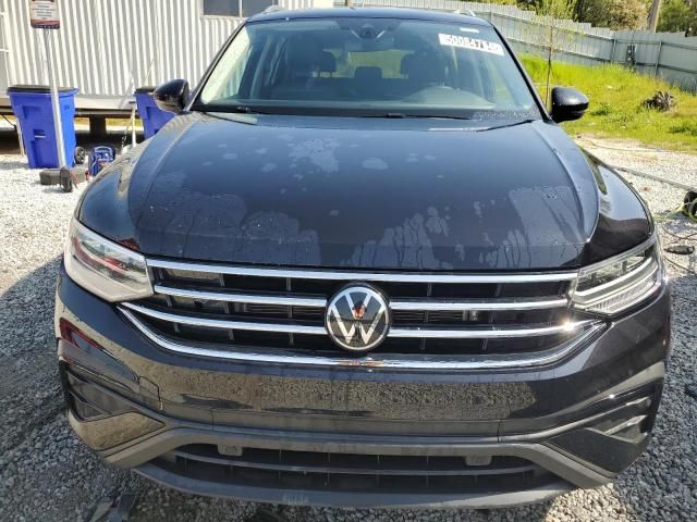 2024 Volkswagen Tiguan SE