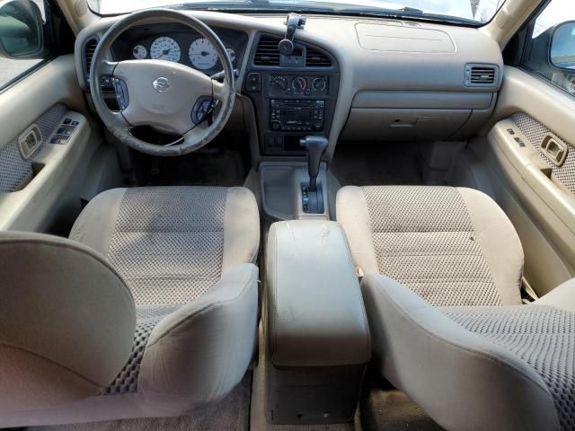 2002 Nissan Pathfinder LE