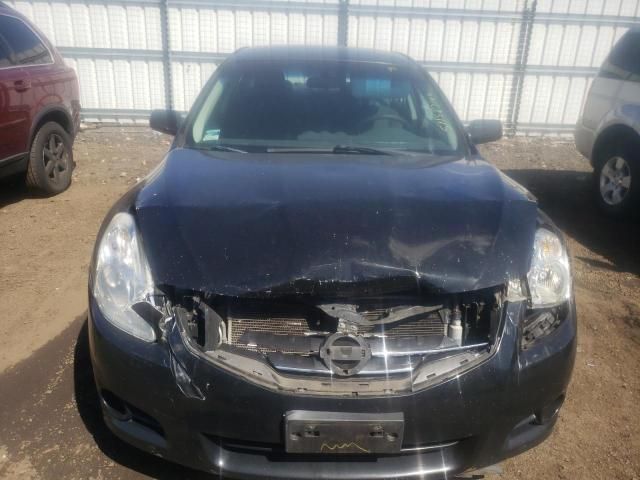 2010 Nissan Altima Base