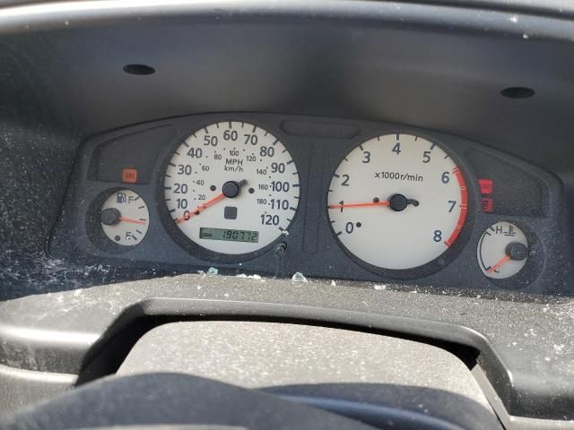 2000 Nissan Pathfinder LE