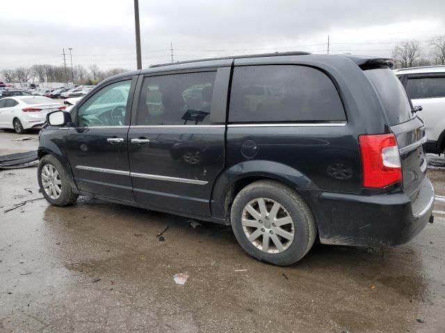 2012 Chrysler Town & Country Touring L