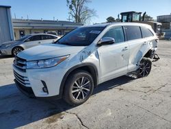 Salvage cars for sale at Tulsa, OK auction: 2017 Toyota Highlander SE