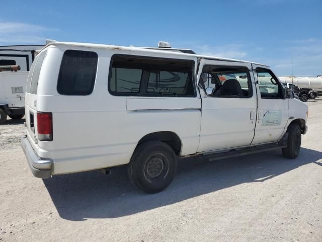 2002 Ford Econoline E350 Super Duty Wagon