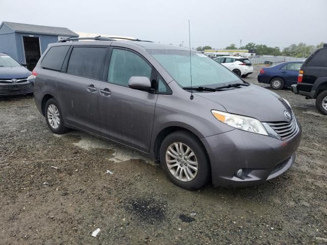 2012 Toyota Sienna XLE