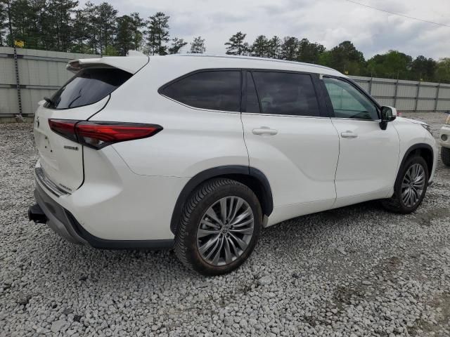 2021 Toyota Highlander Hybrid Platinum