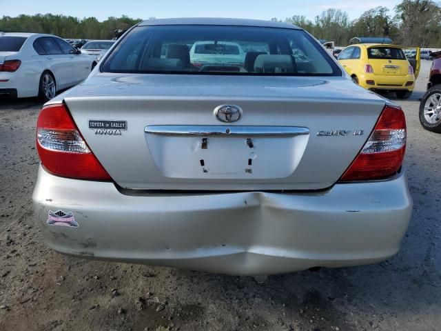 2004 Toyota Camry LE