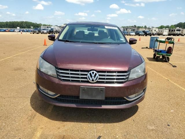 2014 Volkswagen Passat SEL