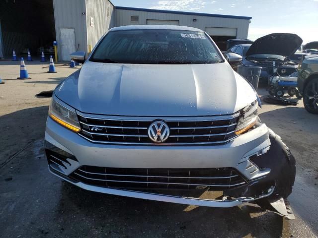 2017 Volkswagen Passat R-Line