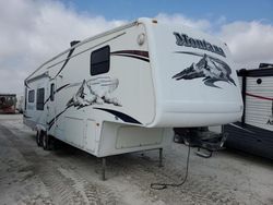 Salvage trucks for sale at Houston, TX auction: 2006 Montana Travel Trailer
