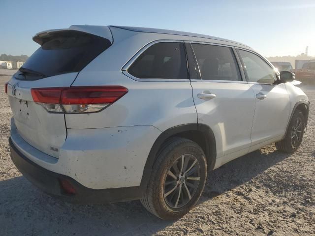 2018 Toyota Highlander SE