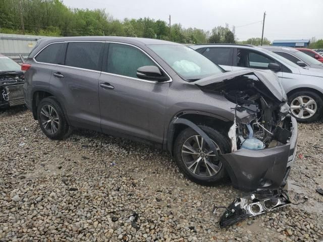 2019 Toyota Highlander LE