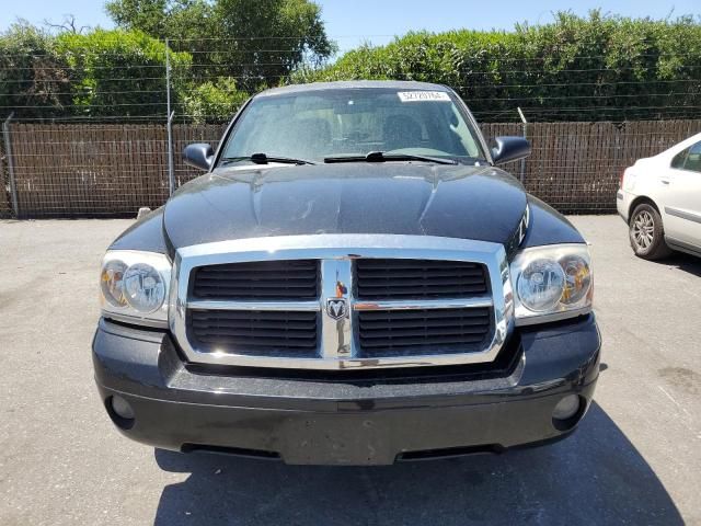 2006 Dodge Dakota Quad SLT