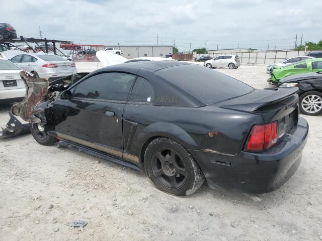 2004 Ford Mustang