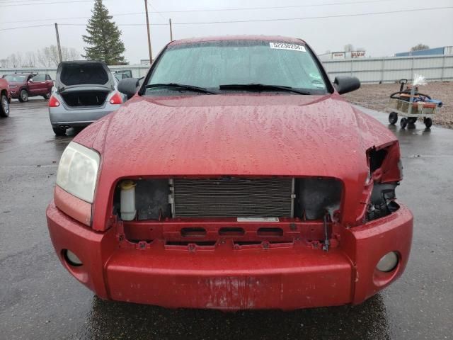 2008 Mitsubishi Raider LS