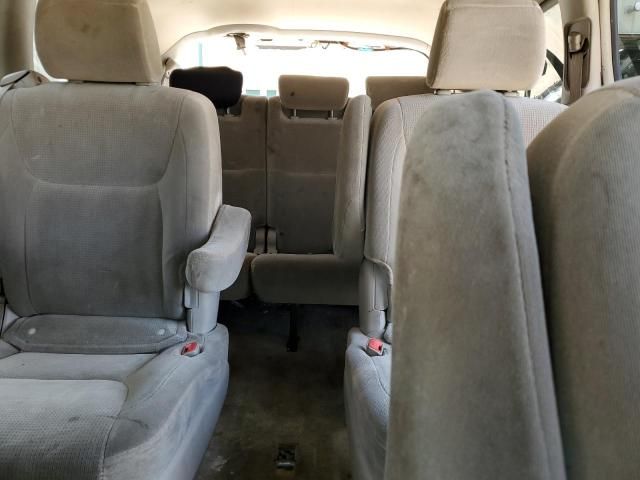 2005 Toyota Sienna CE