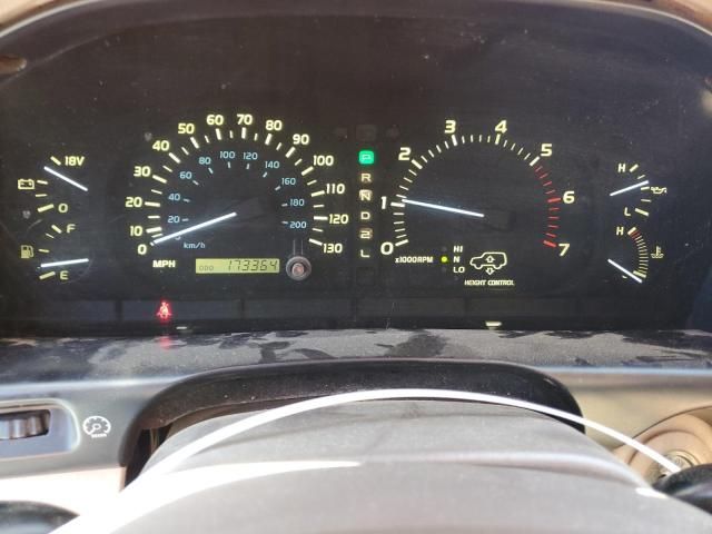 2000 Lexus LX 470