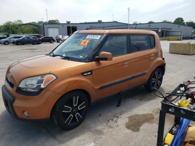 2010 KIA Soul +