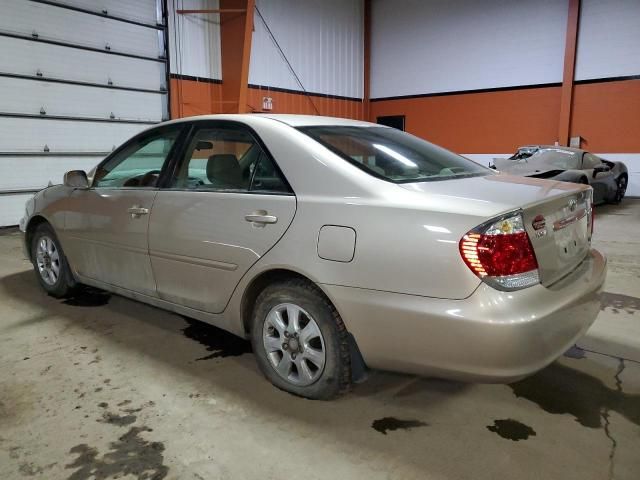 2005 Toyota Camry LE