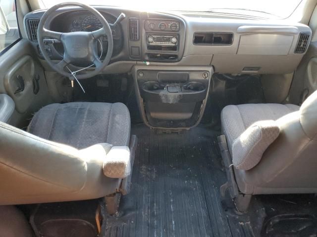 2001 Chevrolet Express G2500